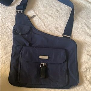 Women’s shoulder bag